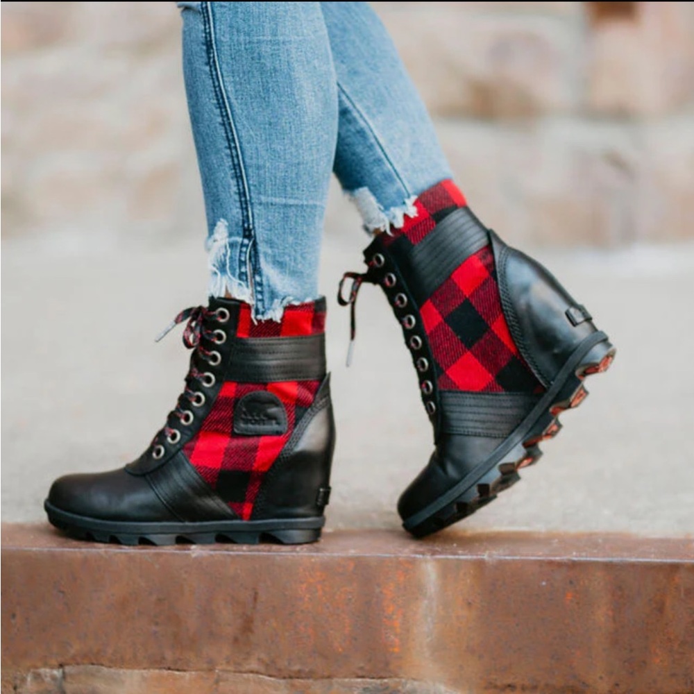 Sorel Lexie Wedge Buffalo Plaid Tartan/Black Size 7